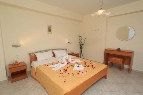 24 bedrooms Hotel in Central Macedonia, Greece No. 52298 13