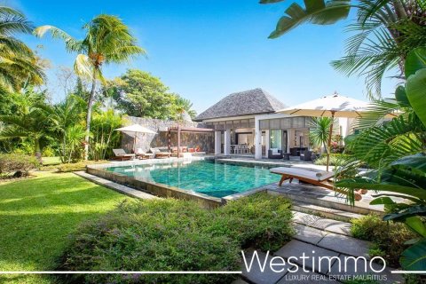 5 bedrooms Villa in Centre de Flacq, Mauritius No. 71512 3