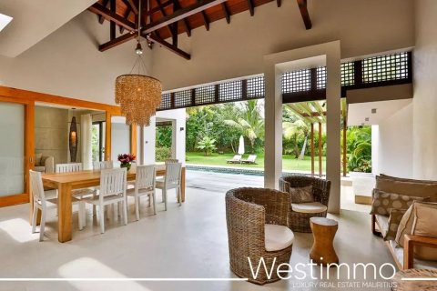 5 bedrooms Villa in Centre de Flacq, Mauritius No. 71512 8