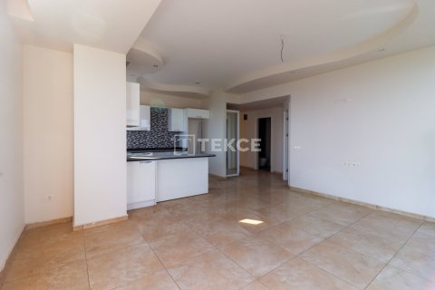 2+1 Apartment in Erdemli, Turkey No. 11980 5