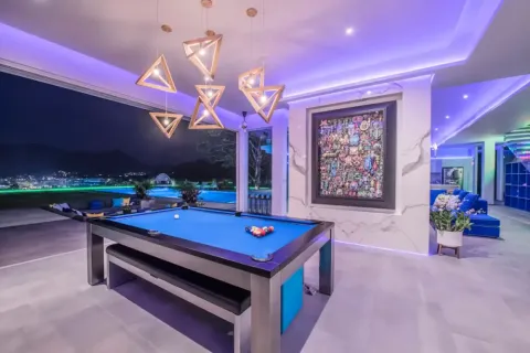 5 bedrooms Villa in Phuket, Thailand No. 3028 9