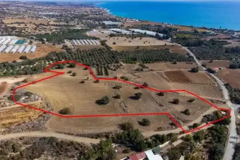 16389m² Land à Agios Theodoros, Cyprus No. 35517 1