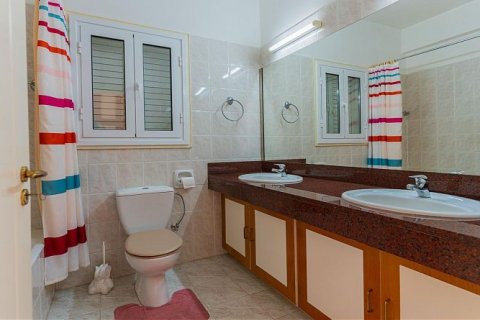 5 dormitorios Villa en Limassol, Cyprus No. 37490 18