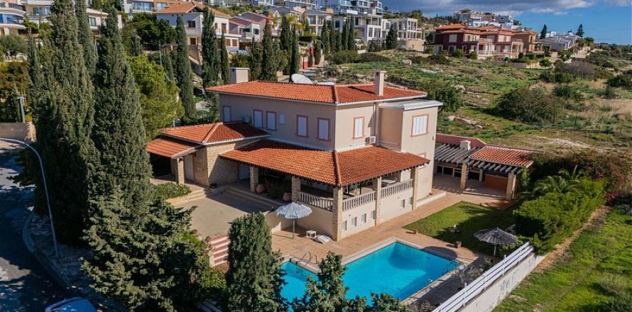 5 dormitorios Villa en Limassol, Cyprus No. 37490