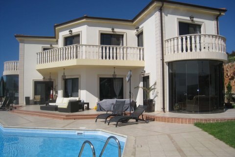 4 dormitorios Villa en Paphos, Cyprus No. 37554 1