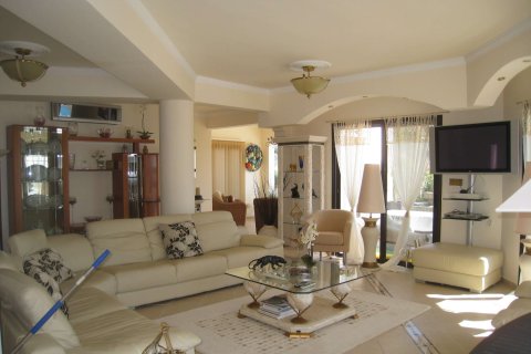 4 bedrooms Villa in Paphos, Cyprus No. 37554 5