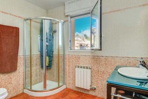 3 dormitorios House en Blanes, Spain No. 25422 2