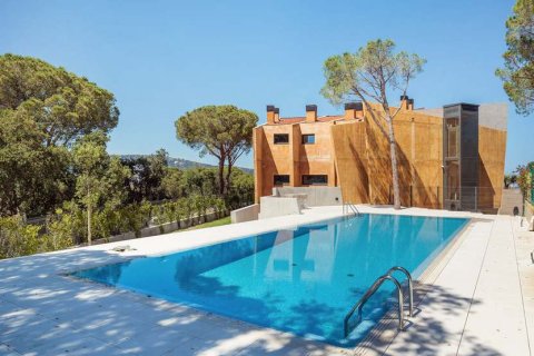 6 bedrooms House in Sant Feliu de Guixols, Spain No. 25384 7