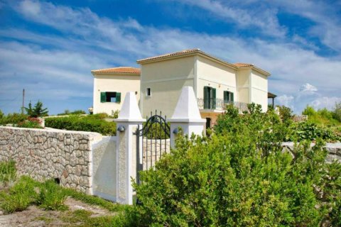 5 bedrooms House in Zakynthos, Greece No. 24764 11