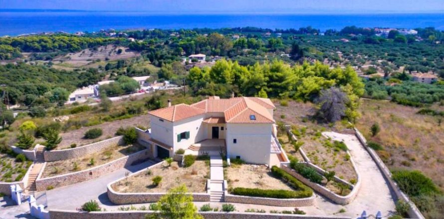 5 bedrooms House in Zakynthos, Greece No. 24764