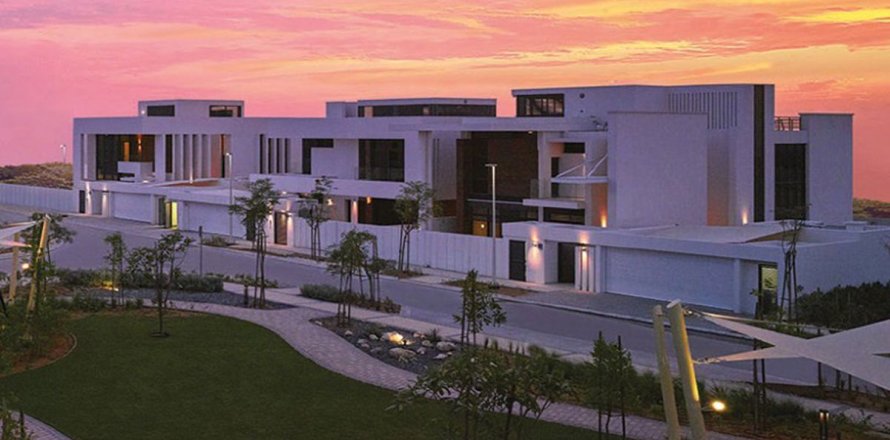 3018m² Land on the Yas Island, UAE No. 6041