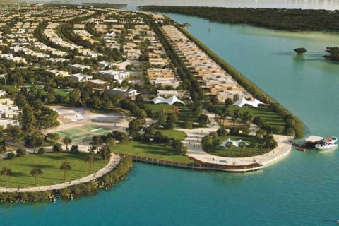 3018m² Land on the Yas Island, UAE No. 6041 2