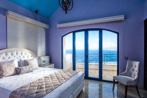 300m² Villa en Heraklion, Greece No. 56982 17