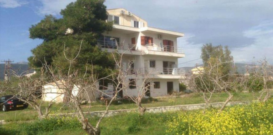 500m² Business in Agioi Theodoroi, Greece No. 56985