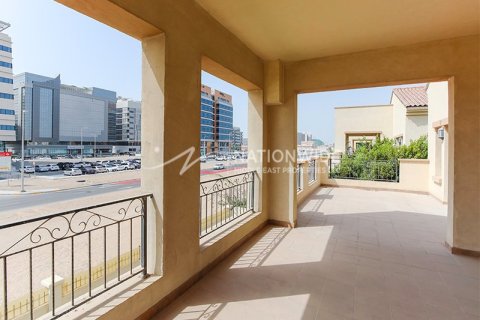 5 dormitorios Villa en Abu Dhabi, UAE No. 4088 2