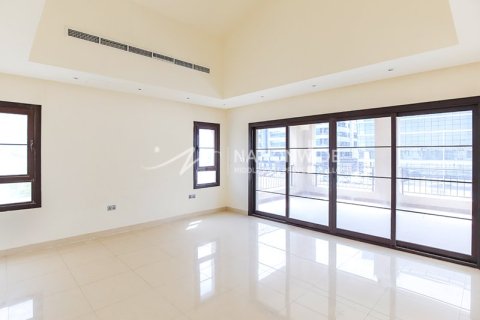 5 bedrooms Villa in Abu Dhabi, UAE No. 4088 15