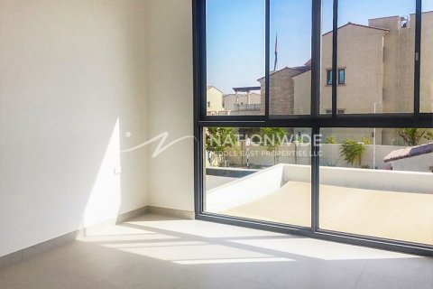 5 bedrooms Townhouse in Abu Dhabi, UAE No. 4087 11