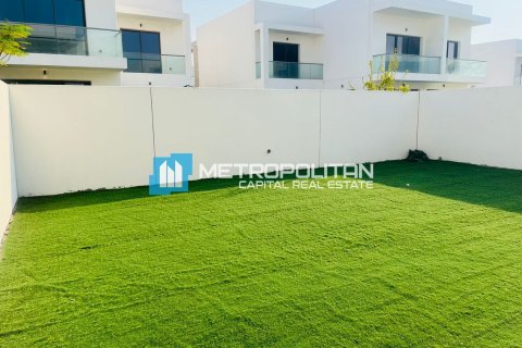 3 dormitorios Villa en  Yas Island, UAE No. 53553 1