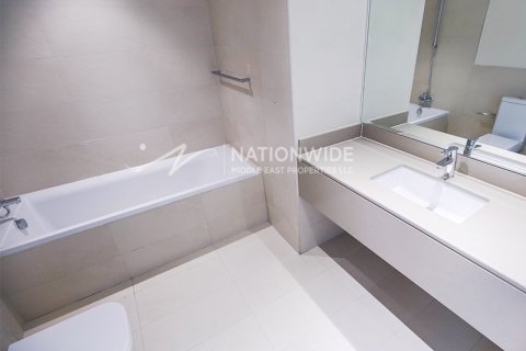 3 dormitorios Apartment en  Yas Island, UAE No. 3482 7