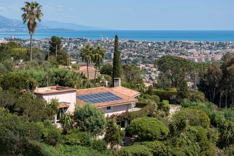 5 dormitorios Villa en Cannes, France No. 68015 9