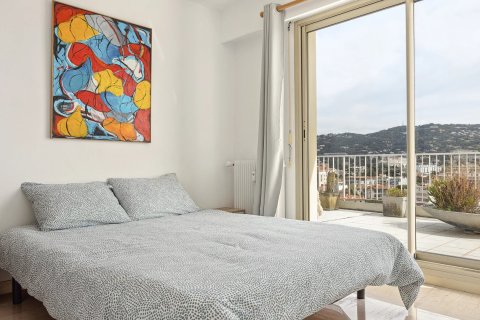 3 dormitorios Apartment en Cannes, France No. 68013 10