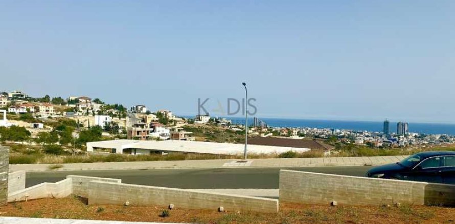 3 bedrooms Villa in Germasogeia, Cyprus No. 76224