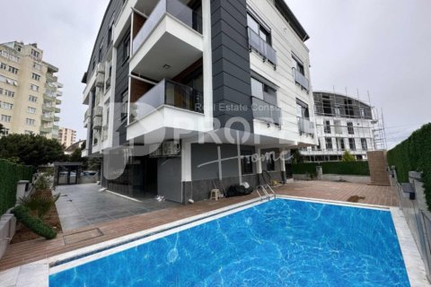 5 rooms Apartment in Muratpasa, Turkey No. 14134 1