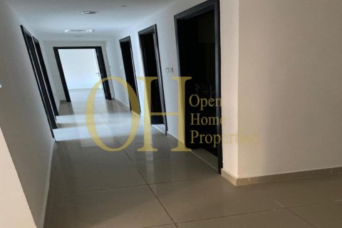 3 bedrooms Apartment in Al Reef, UAE No. 8360 9