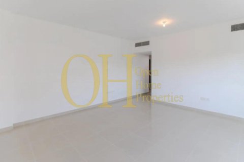 3 bedrooms Apartment in Al Reef, UAE No. 8360 3