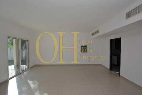 5 bedrooms Townhouse in Al Reef, UAE No. 8502 6