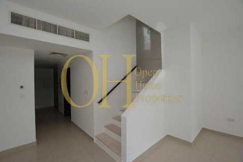 5 bedrooms Townhouse in Al Reef, UAE No. 8502 13