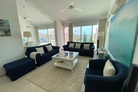 3 dormitorios Penthouse en Germasogeia, Cyprus No. 43209 4