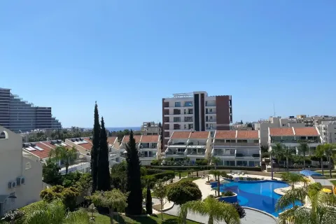 3 dormitorios Penthouse en Germasogeia, Cyprus No. 43209 2