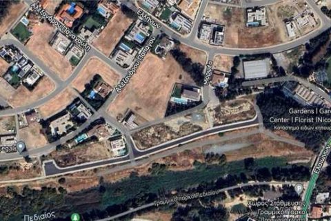 609m² Land in Strovolos, Cyprus No. 42048 3