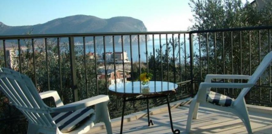 4 bedrooms House in Budva, Montenegro No. 66855