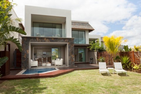 4 bedrooms Villa in Riviere Noire, Mauritius No. 60965 7