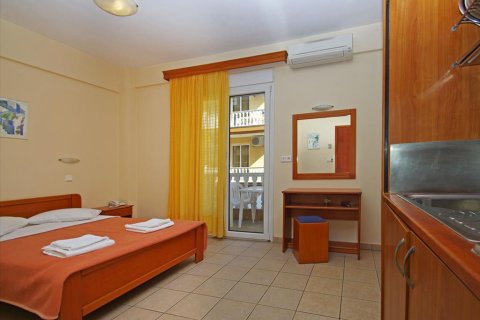 700m² Hotel en Pieria, Greece No. 60428 5