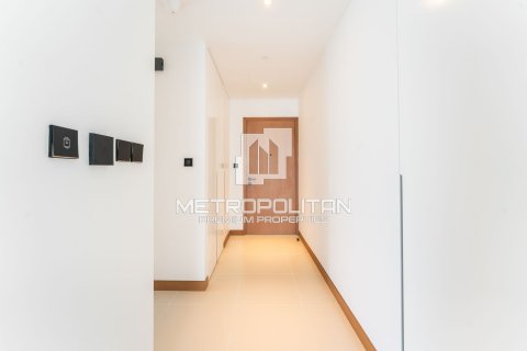 Квартира с 2 спальнями в Vida Residences Dubai Marina, ОАЭ №4104 11