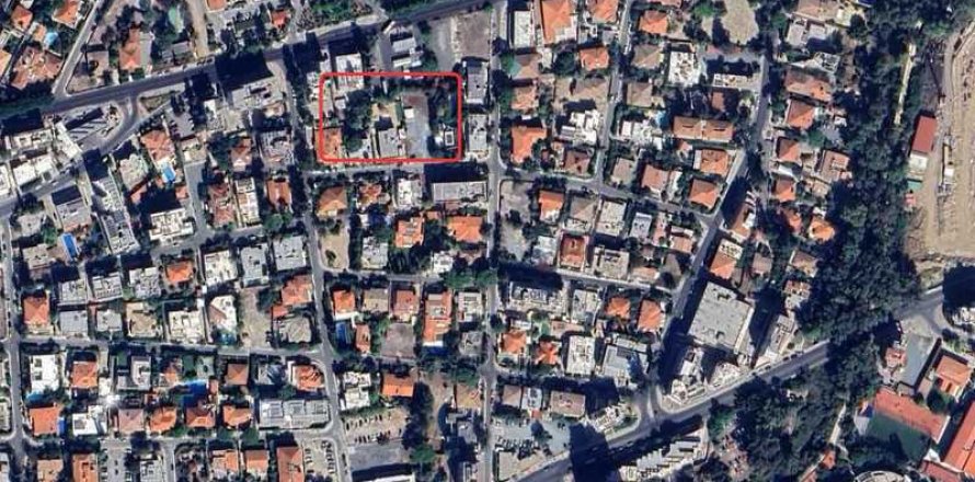 945m² Land in Nicosia, Cyprus No. 73416