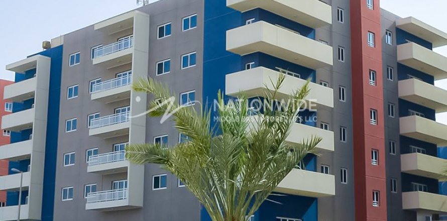 3 bedrooms Apartment in Al Reef, UAE No. 3282