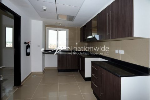 3 dormitorios Apartment en Al Reef, UAE No. 3282 3