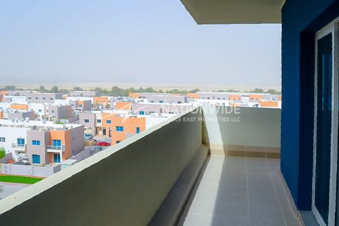 3 dormitorios Apartment en Al Reef, UAE No. 3282 10