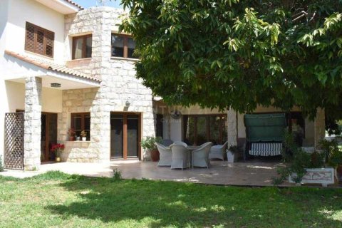 3 bedrooms Villa in Pyrgos, Cyprus No. 75802 1