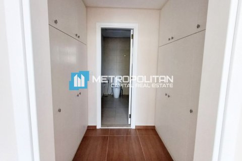 4 bedrooms Townhouse in Khalifa City, UAE No. 6702 14