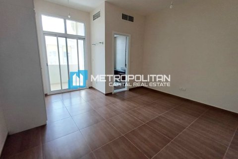 4 bedrooms Townhouse in Khalifa City, UAE No. 6702 6