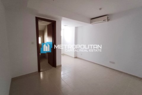 4 bedrooms Townhouse in Khalifa City, UAE No. 6702 9