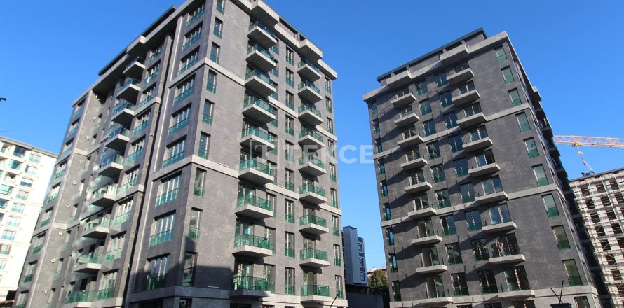 2+1 Apartment en Istanbul, Turkey No. 17611