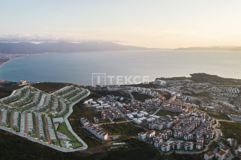 3+1 Apartment in Kusadasi, Turkey No. 17613 29