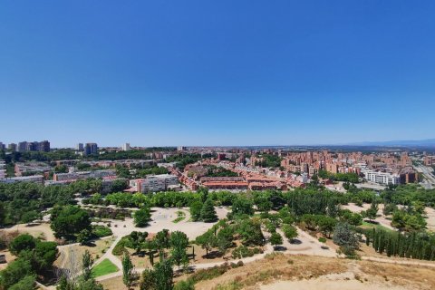 3 dormitorios Penthouse en Madrid, Spain No. 27844 12