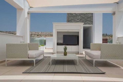 6 bedrooms House in Ayia Napa, Cyprus No. 28992 15